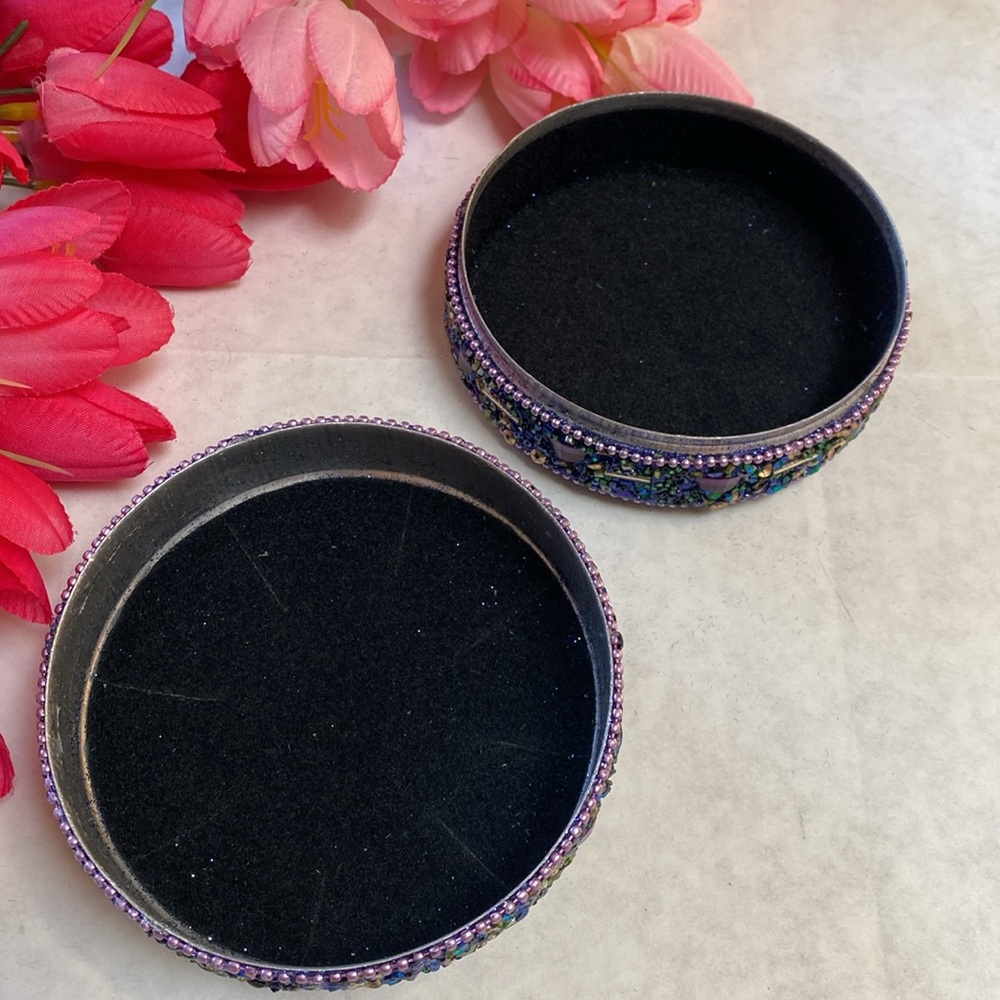 Beaded Peacock Round Jewelry Box - Picture 5 of 6